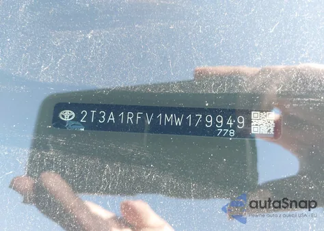 2021 Toyota Rav4 Xle Premium from USA, damaged, VIN 2T3A1RFV1MW179949